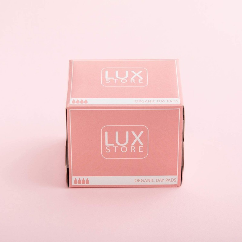 LUXStore 오가닉 데이 패드는 넓은 플레이크, 초흡수성, 냄새 중화 및 저자극성 면이 있는 생리용 쿠션으로 최대의 편안함을 제공합니다.