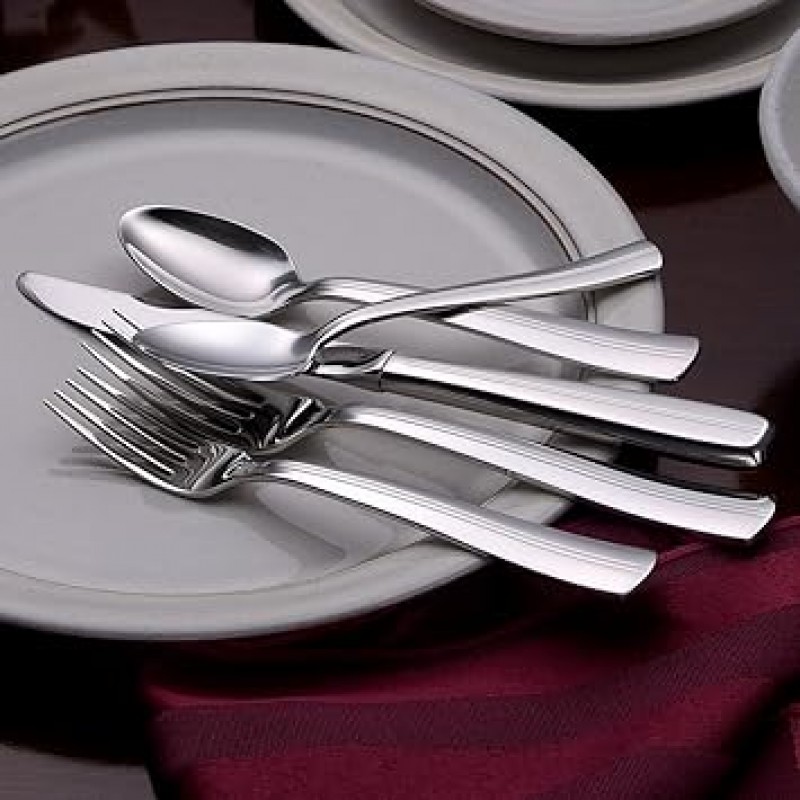 Liberty Tabletop Cedarcrest 65개 18 / 10 식기 세트, 서빙피스 포함Made in USA