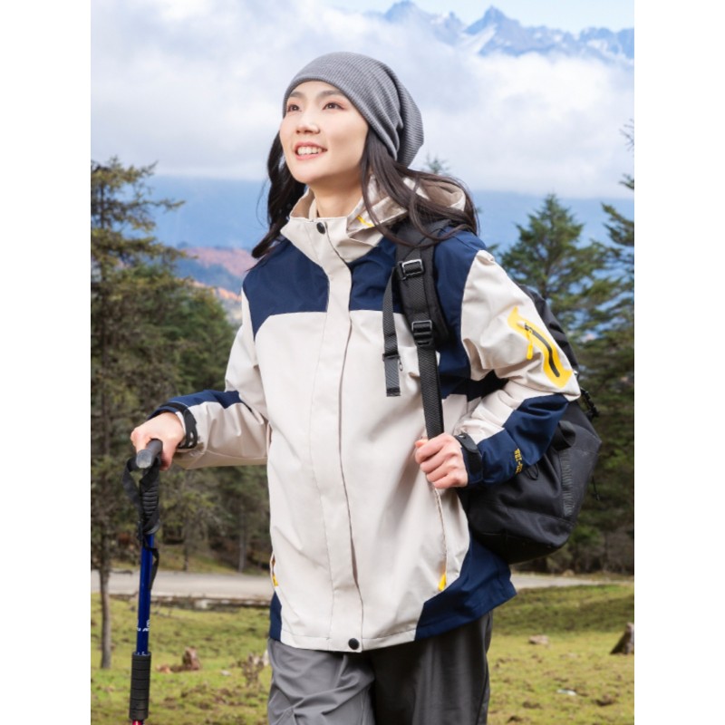 여행 스타일 2023 새로운 티베트 재킷 여성용 3-in-1 분리형 방풍 및 방수 겨울 등산 재킷 남성용