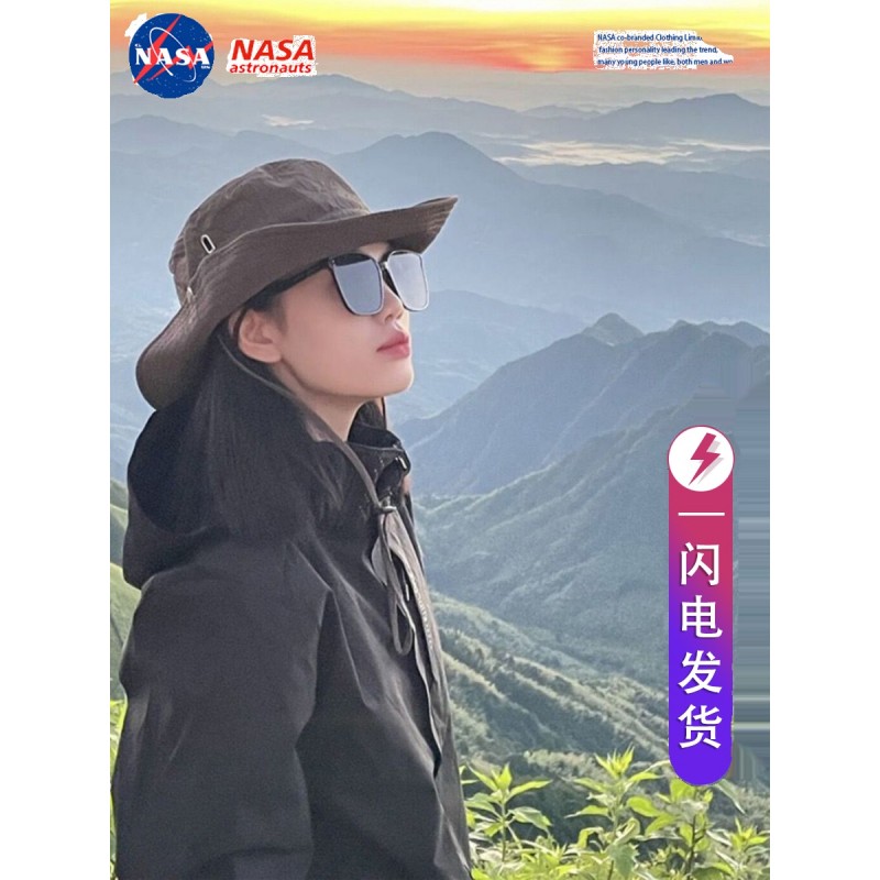 NASA 정통 공동 브랜드 남녀공용 산악 스타일 야외 재킷 커플을 위한 남성 및 여성 방수 등산 재킷