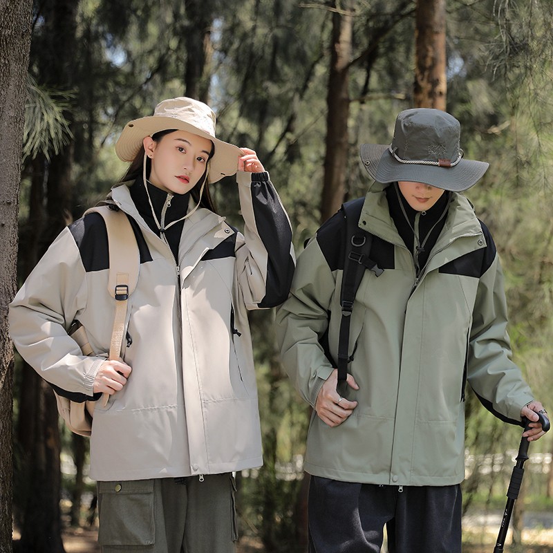 새로운 남성과 여성의 3-in-1 분리형 투피스 재킷, 야외 투피스 세트, 신장 및 티베트 여행 등산 의류