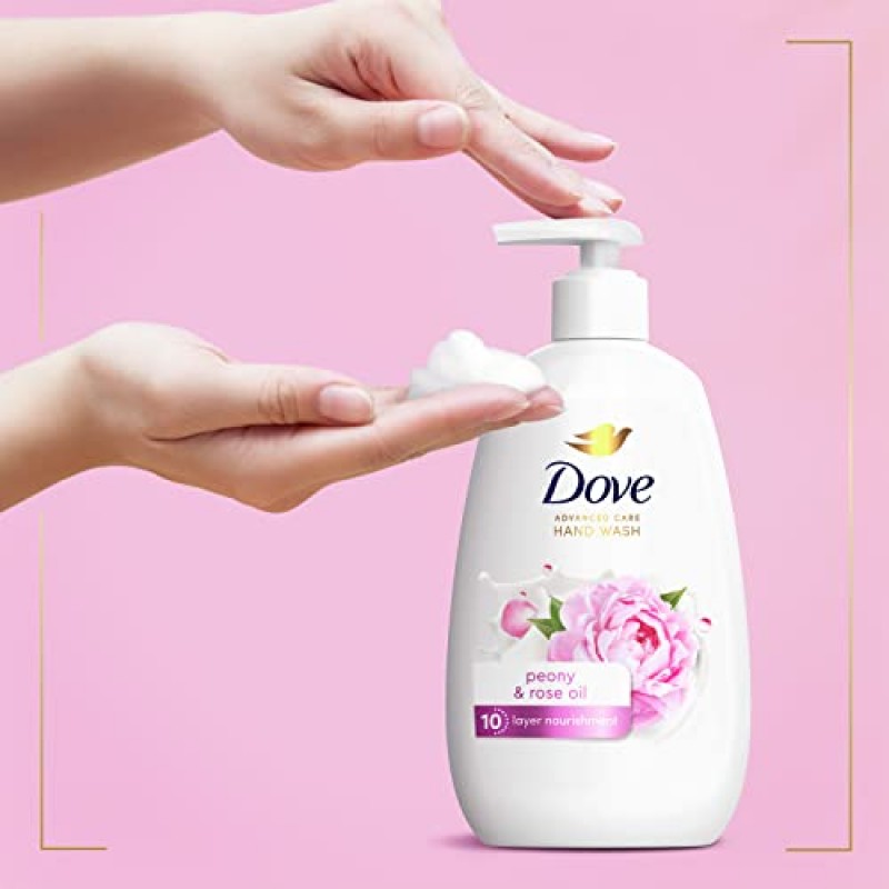 Dove Advanced Care 핸드 워시 피오니 앤 로즈 오일 4개로 부드럽고 매끄러운 피부를 선사하며, 주요 일반 핸드 비누보다 더 많은 보습 성분, 12온스