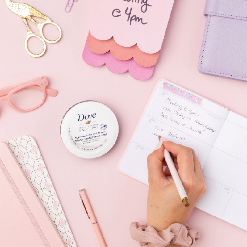 Dove 너리싱 바디 케어, 얼굴, 손, 몸에 매우 건조한 피부를 위한 리치 너리싱 크림, 48시간 보습, 6팩, 병당 5.07온스