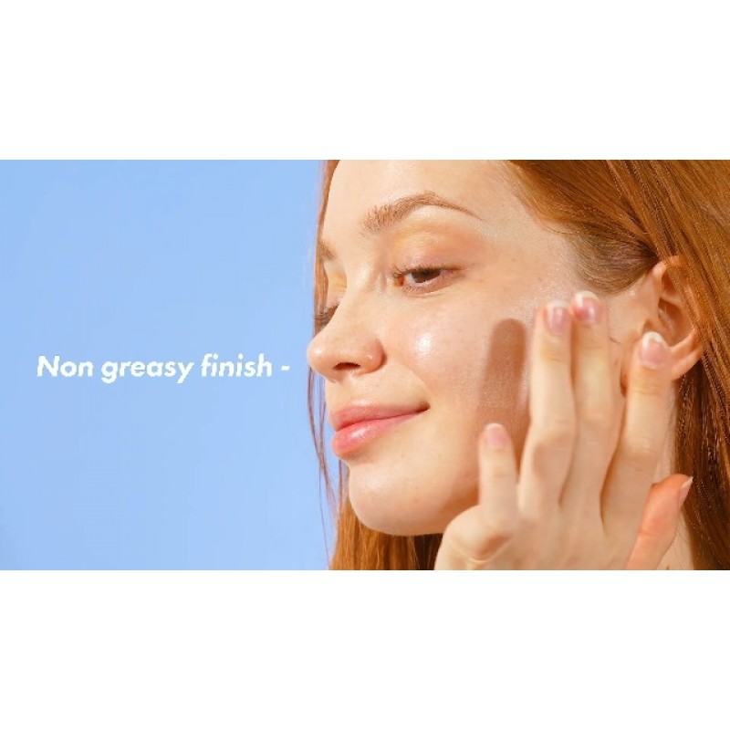COSRX Daily SPF 50 비타민 E 바이탈라이징 선스크린, OTC 넓은 스펙트럼 UVA 및 UVB 보호, 가볍고 백탁 현상 없음, 보이지 않는 세미 매트 마감, 피지 밸런싱, 리프 프렌들리, 한국 스킨케어