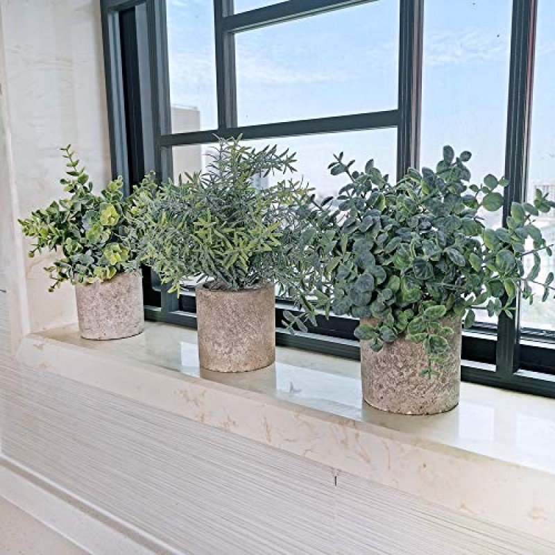 Winlyn 3 미니 화분 인공 유칼립투스 식물 세트 홈 장식 사무실 책상 샤워 룸 장식을위한 플라스틱 가짜 녹색 로즈마리 식물