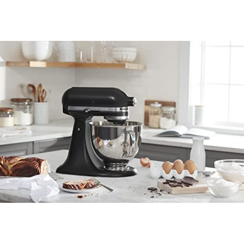 KitchenAid Artisan 시리즈 5쿼트 틸트 헤드 스탠드 믹서(푸어링 쉴드 포함) KSM150PS, 매트 블랙