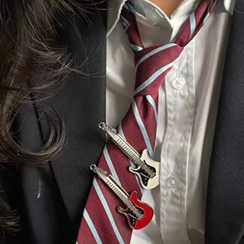 Y2K 핑크 헤어 클립 세트, 속이 빈 스타 하트 머리핀 펑크 스네이크 크로스 기타 모자를 쓰고 있죠 귀여운 KT 고양이 액세서리 스타일링 도구 여자를위한 선물 여자 (12pcs)