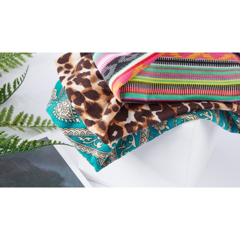 Eyanse Leopard 프린트 여성용 머리띠 와이드 Boho 동물 치타 터번 매듭 머리띠 탄성 반다나 헤드 랩 미끄럼 방지 팩 3 개