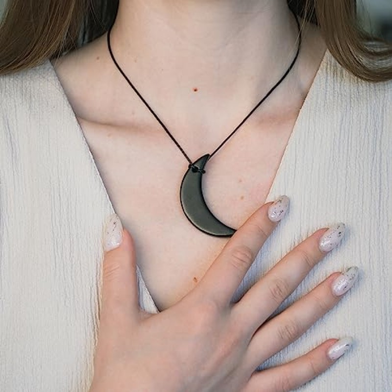 Karelian Heritage Shungite 펜던트 세트 | 미니멀리스트 천연 블랙 크리스탈 쥬얼리 | 수비수 방패 보호 돌 목걸이 | 신성한 차크라 치유 펜던트, 레이키 명상 및 접지