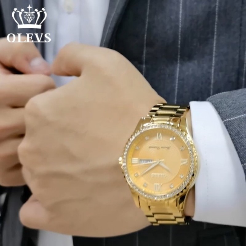 OLEVS 남성용 럭셔리 다이아몬드 시계 석영 비즈니스 시계 방수 시계 로마 숫자 달력 주간 손목 시계