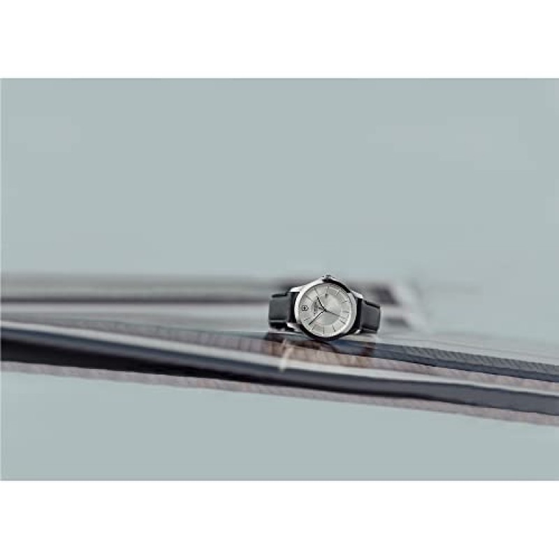 Victorinox Alliance, 실버 다이얼, 실버 베젤, 블랙 가죽 스트랩, 241905