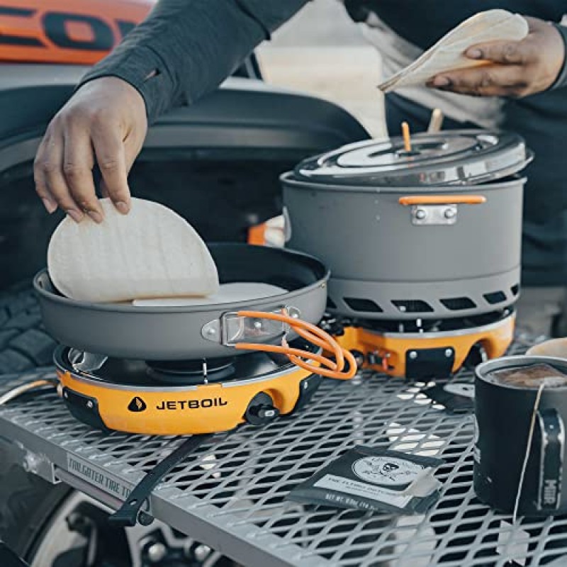 Jetboil Genesis Basecamp 배낭여행 및 캠핑 조리기구가 포함된 캠핑 스토브 요리 시스템