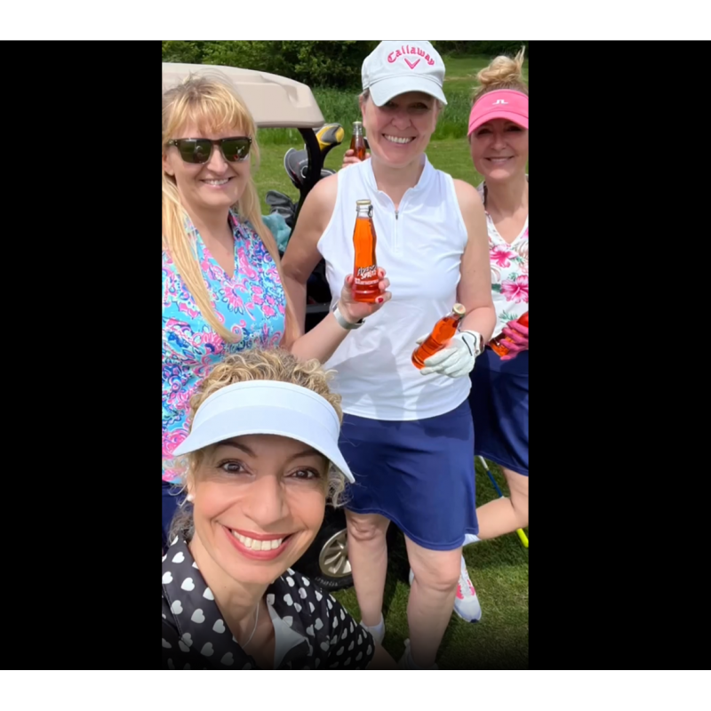 Soneven 여성용 민소매 골프 셔츠 프린트 모이스처 위킹 V 넥 골프 폴로 셔츠 Racerback 골프 탱크 탑