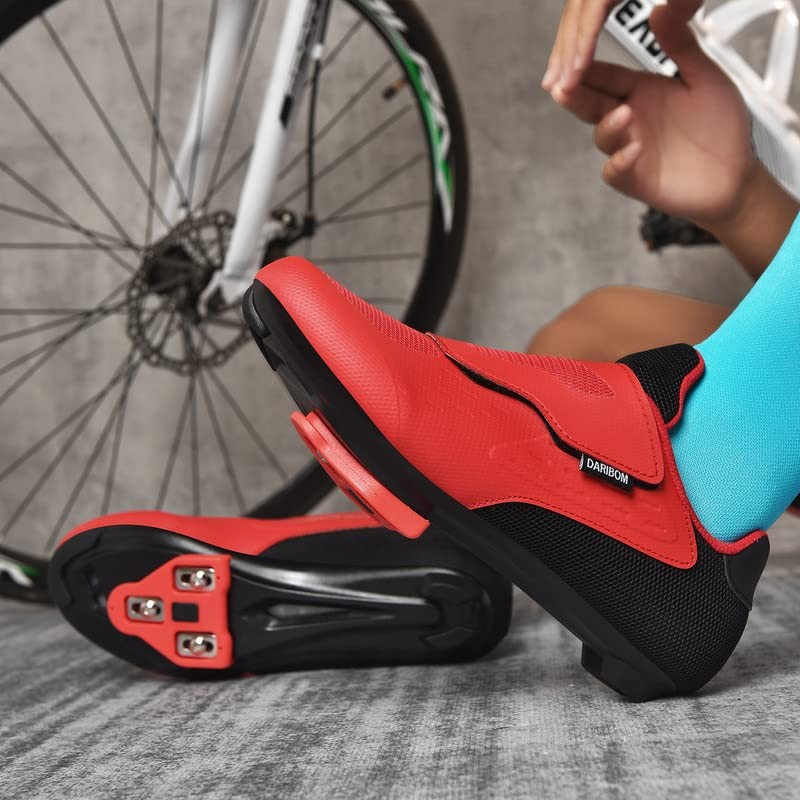 Peloton 신발과 호환되는 남녀 공용 사이클링 신발 남성 및 여성을 위한 실내 도로 자전거 라이딩 신발 델타 클리트 클립 야외 페달이 사전 설치됨