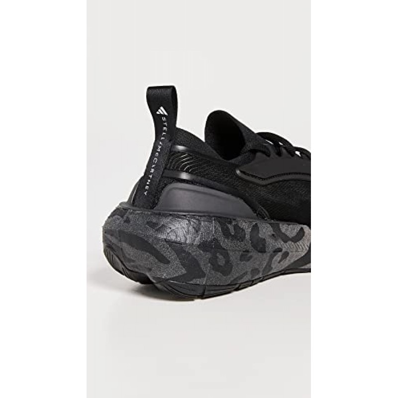 adidas by Stella McCartney 여성용 울트라부스트 23 스니커즈