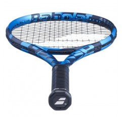 Babolat Pure Drive + 테니스 라켓(10세대) - 중간 범위의 장력으로 16g 흰색 Babolat Syn Gut를 연결함