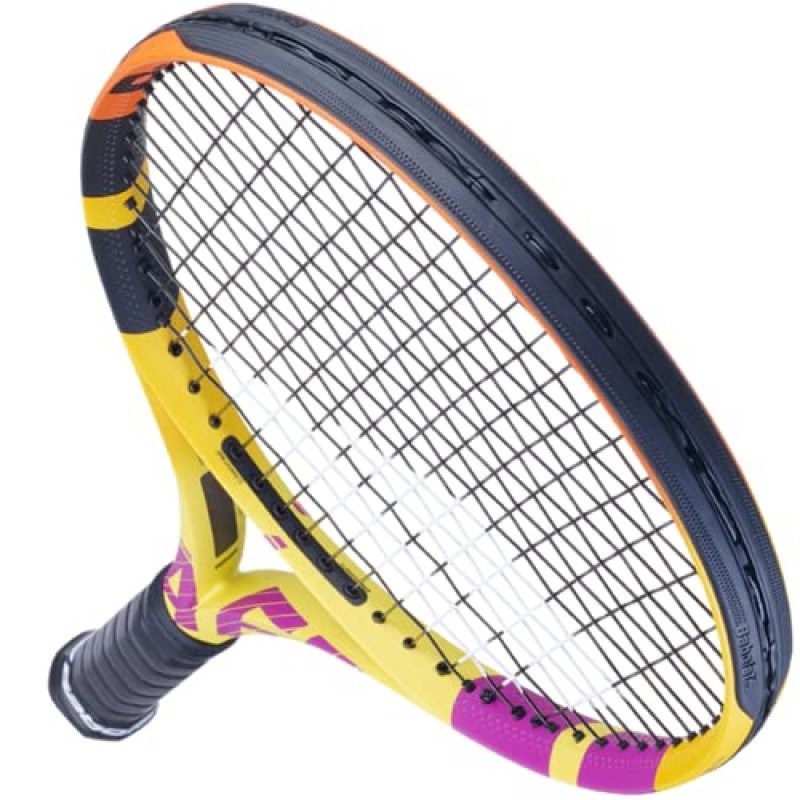 Babolat Pure Aero Team Rafa 테니스 라켓 - 중간 범위 장력의 16g 흰색 Babolat Syn Gut 연결