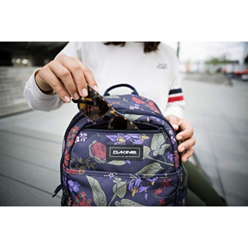 Dakine Essentials 팩 26L - 블랙, 원 사이즈