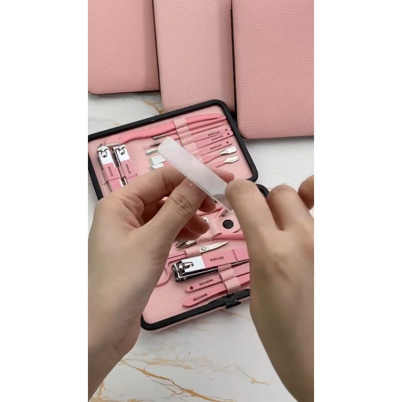 매니큐어 세트 전문 페디큐어 키트 손톱깎이 키트 - 18개 네일 케어 도구 - 고급스러운 업그레이드 여행용 케이스 포함 그루밍 키트(보라색)