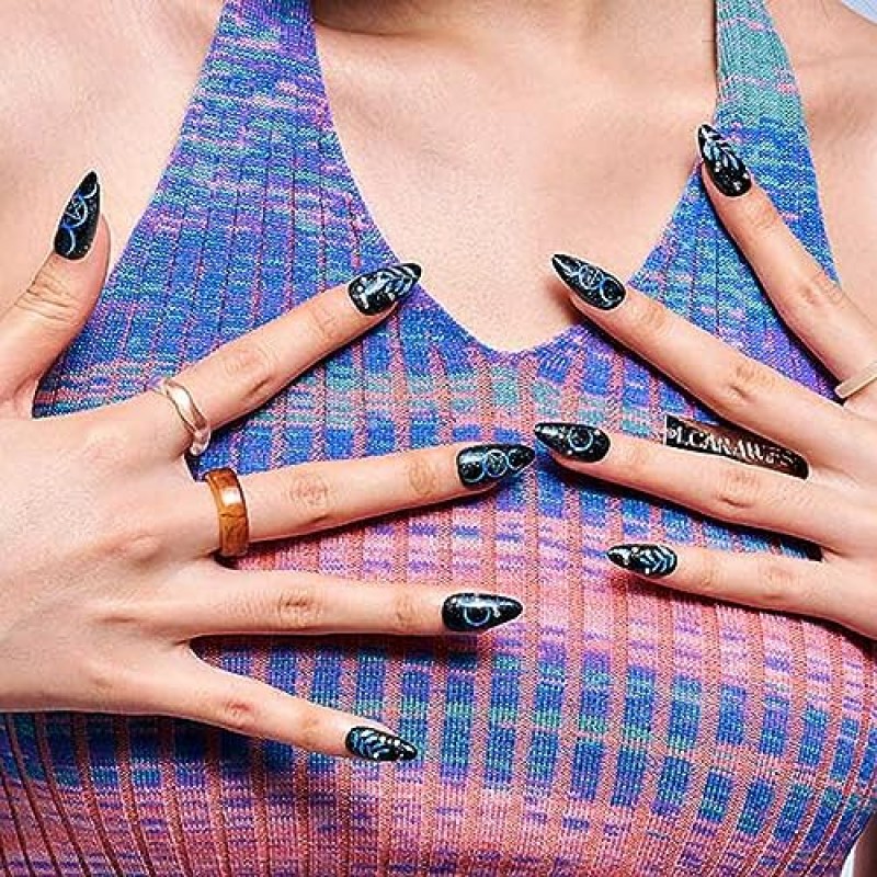 GLAMERMAID Press on Nails 중간, 라인스톤이 있는 손톱에 수제 고딕 블랙 접착제, 24Pcs 짧은 Squoval 아크릴 거짓 네일 키트 여성용 스틱 가짜 손톱 재사용 가능한 전체 커버 젤 네일