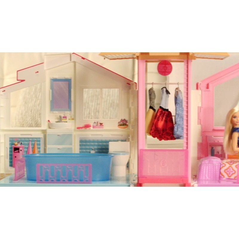 바비 인형 집, 방 4개가 있는 3층짜리 타운하우스, 옥상 라운지, 그네의자를 포함한 가구 및 액세서리(아마존 독점)