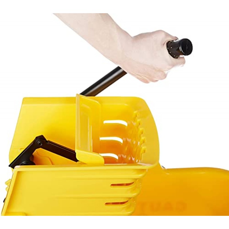 Amazon Basics 측면 프레스 탈수기 콤보 바퀴 달린 상업용 직사각형 걸레통, 35쿼트, 노란색