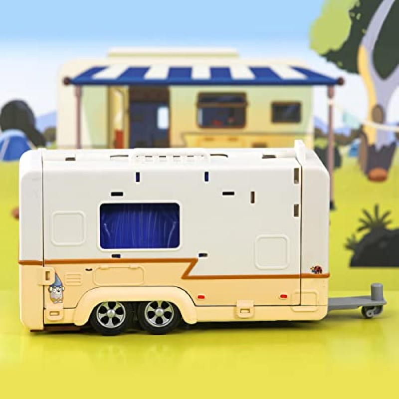 Bluey Caravan Playset, 2.5-3인치 피규어, 캠퍼 밴 1개, 피규어 2개, 액세서리 5개, 스티커 1개 포함