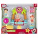 CoComelon Family Beach Time Fun Playset - 모래성, 우산, 해변 의자, 수건, 해변 플레이 세트가 포함된 JJ, Tomtom, YoYo 기능