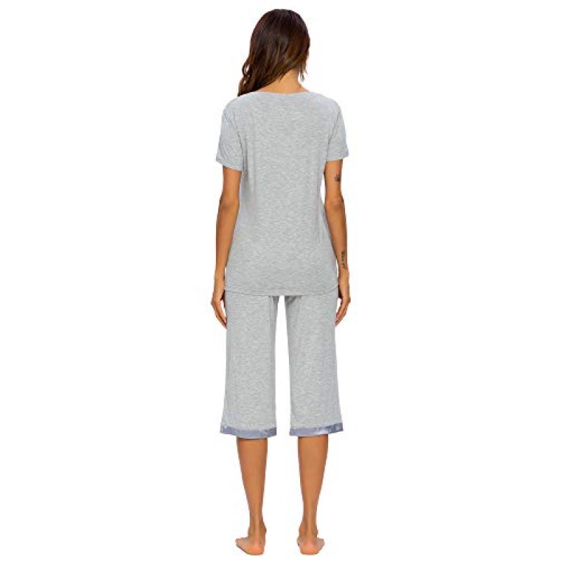 TIKTIK Womens Bamboo Pajama Set 카프리 팬츠가 포함된 편안한 잠옷 탑 Pjs Petite Plus 사이즈 S-4XL, Black, Small