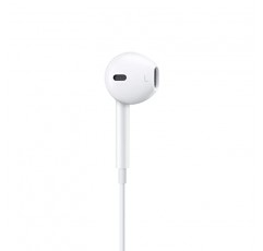 3.5mm 플러그가 장착된 Apple EarPods 헤드폰. 음악, 전화 통화 및 볼륨을 제어할 수 있는 리모컨이 내장된 마이크. 유선 이어버드