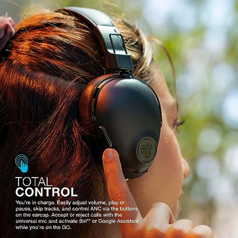 JLab Studio Pro ANC Bluetooth 무선 오버이어 헤드폰, 45시간 이상의 Bluetooth 5 재생 시간, 스마트 액티브 소음 제거, EQ3 사운드, 울트라 플러시 인조 가죽 및 클라우드 폼 쿠션, 블랙