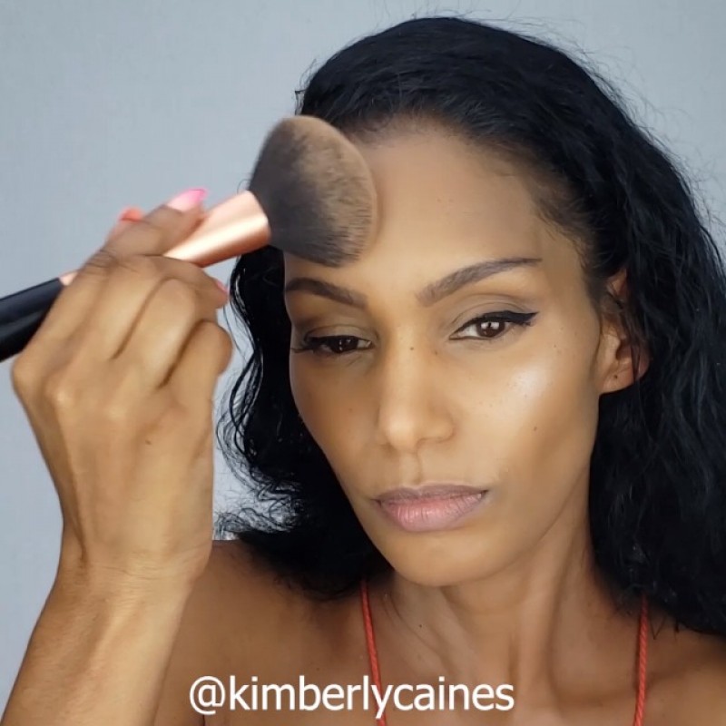 영블러드 클린 럭셔리 코스메틱 얼티미트 컨실러, 미디엄 | 눈 밑 다크 서클 풀 커버리지 브라이트닝 주름 없이 변색 및 잡티 커버 | 비건, 잔혹 행위 없음