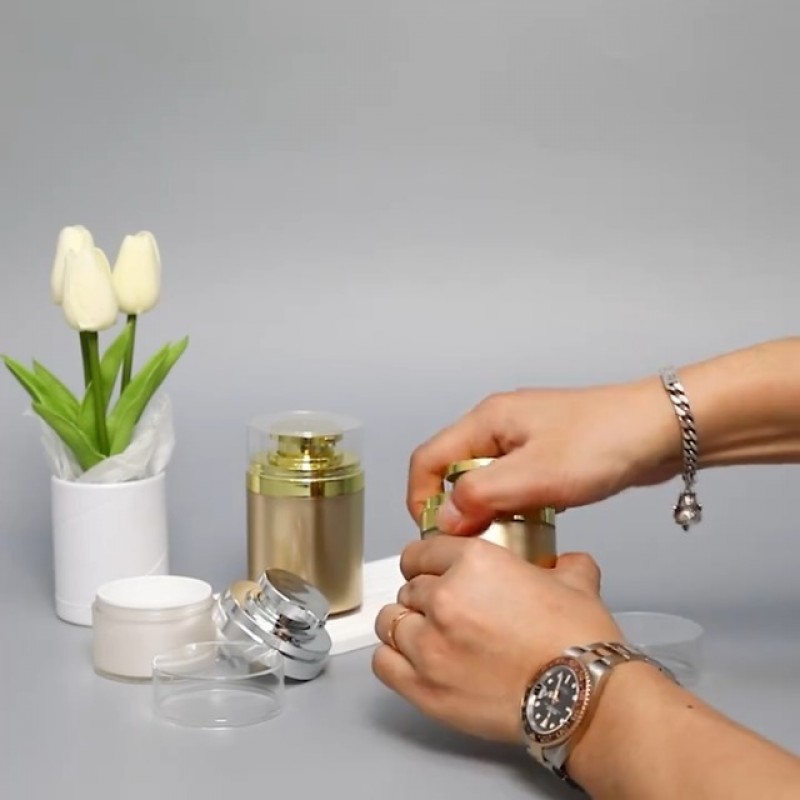 3pcs 황금 리필 진공 병 크림 항아리 측면 누출 1.0 온스 30ml 화장품 공기 펌프 항아리 여행 컨테이너 메이크업 로션 모이스처 라이저 크림을위한 로션 크림 디스펜서