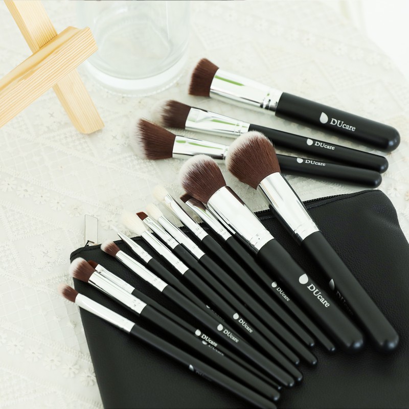 DUcare 메이크업 브러쉬 15Pcs 메이크업 브러쉬 세트(가방 포함) 가부키 파운데이션 블렌딩 블러쉬 아이라이너 섀도우 브로우 컨실러 브러쉬 키트 블랙