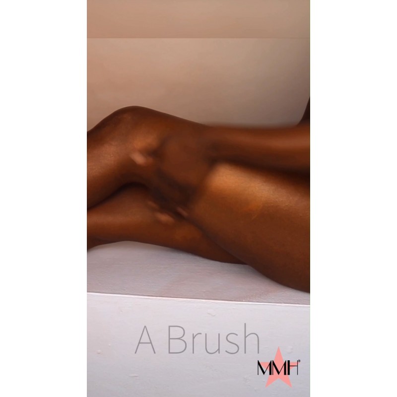 멜라니 밀스 할리우드 글림 바디 래디언스 올인원 메이크업, 페이스 & 바디용 모이스처라이저 & 글로우 - 브론즈 골드, 미니 1 fl.oz.