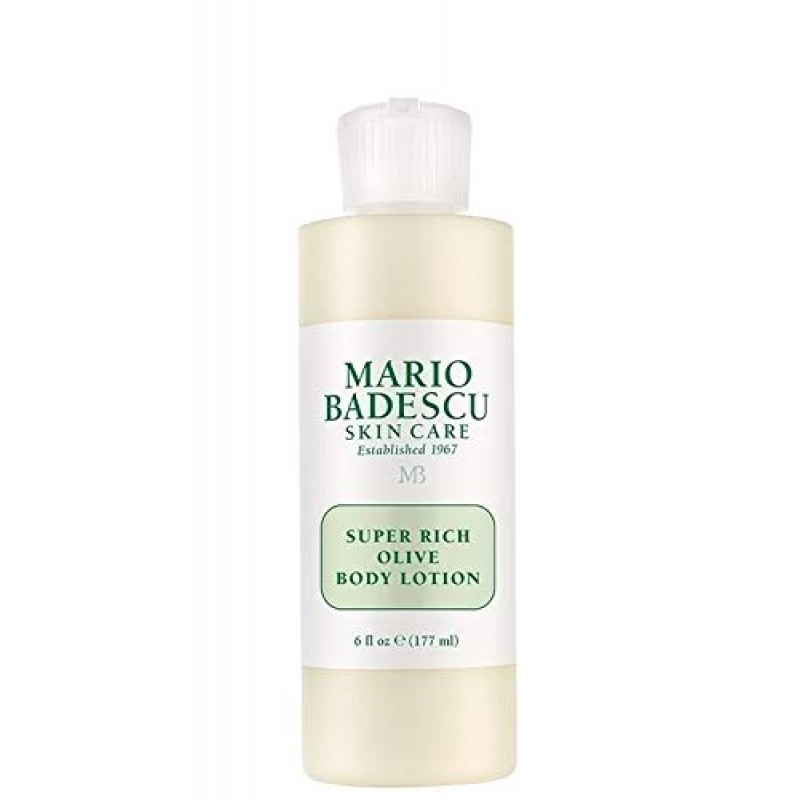 Mario Badescu MB 즐겨찾기 컬렉션, 스킨 케어 선물 세트에는 SPF 17 모이스처라이저, 효소 클렌징 젤, 오이 클렌징 로션, 핸드 크림, 바디 로션, 화장품 가방 및 소형 거울이 포함되어 있습니다.