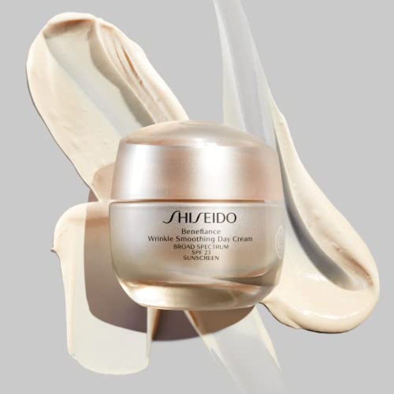 Shiseido 베네피앙스 링클 스무딩 데이 크림 - 50 mL - 광범위한 스펙트럼 SPF 23 안티에이징 모이스처라이저 - 눈에 띄게 주름을 교정하고 강렬한 수분 공급 - 비코메도제닉