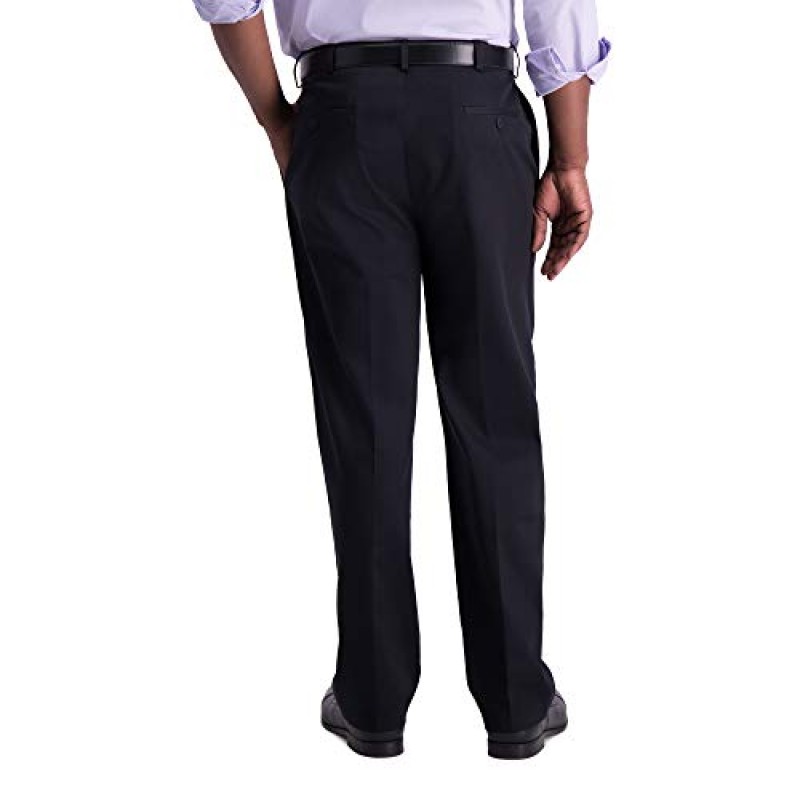 Haggar 남성용 아이언 프리 프리미엄 카키 클래식 핏 플리츠 프론트 팬츠-레귤러 및 빅 & 톨 사이즈, 블랙, 40W x 32L