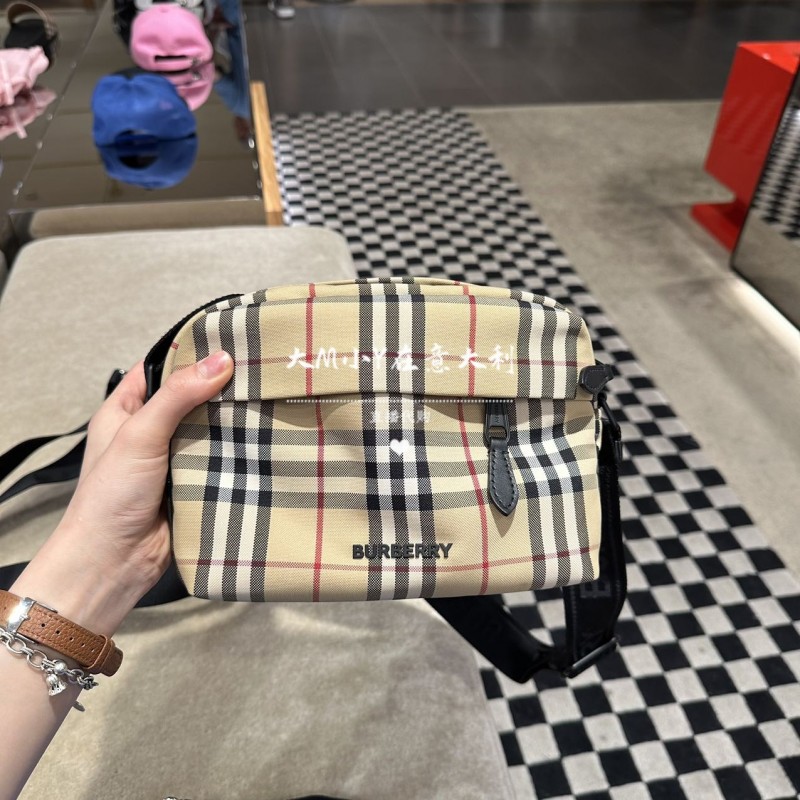 이탈리아 BURBERRY 가을 겨울 프린트 로고 나일론 크로스 바디 백 남성용 빅 M 및 스몰 Y 8049094