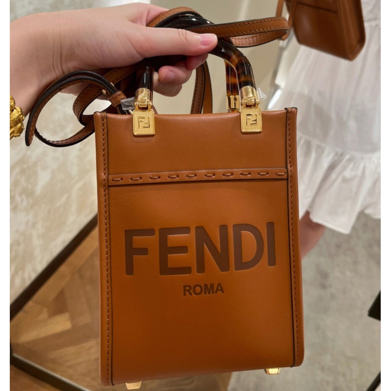 FENDI/펜디 여성가방 구매대행 2023신상 더블 FF 바게트 토트 엠보싱 노안 겨드랑이 싱글 숄더 크로스백