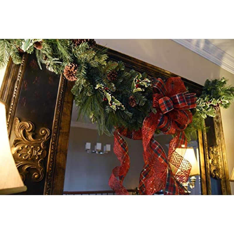 CraftMore Blakeley Pine Garland with Holly 6피트