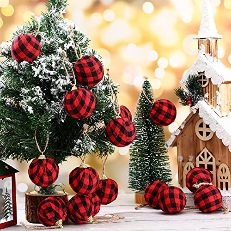 16 조각 크리스마스 격자 무늬 공 장식품 버팔로 체크 공 격자 무늬 패브릭 포장 된 공 크리스마스 트리 크리스마스 휴일 농가 파티 장식 (빨간색과 검은 색, 2.17 인치) 장식품을 교수형
