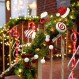 Zomiboo 12 Pcs 크리스마스 사탕 지팡이 장식품 세트 추천 반짝이 롤리팝 산타 모자 장갑 딸기 부츠 장식 크리스마스 트리 화환 Py 용품 꽃병 필러 공예에 대한 빨간색과 흰색 줄무늬