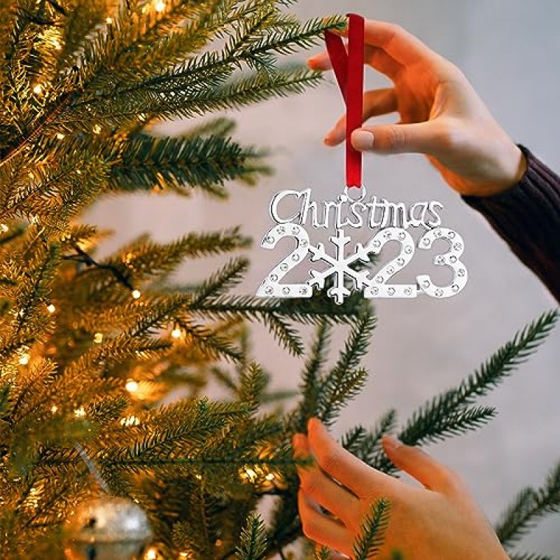크리스마스 장식품 2023 크리스마스 눈송이 장식품 반짝이는 라인스톤이 박힌 은색 금속 크리스마스 트리 매달려 장식품 2023(선물 상자 및 3색 끈 포함)