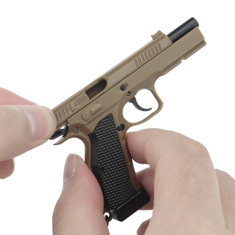 Glock 45/92/1911/Desert Eagle 권총 모델 키 체인 플라스틱 펜던트 분해 크리 에이 티브 선물