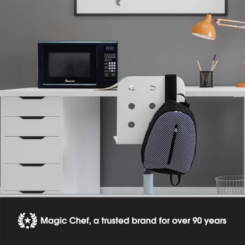 Magic Chef MCM1110B 조리대 전자레인지, 푸시 버튼 도어가 있는 표준 주방 전자레인지, 1,000와트, 1.1입방피트, 검정색