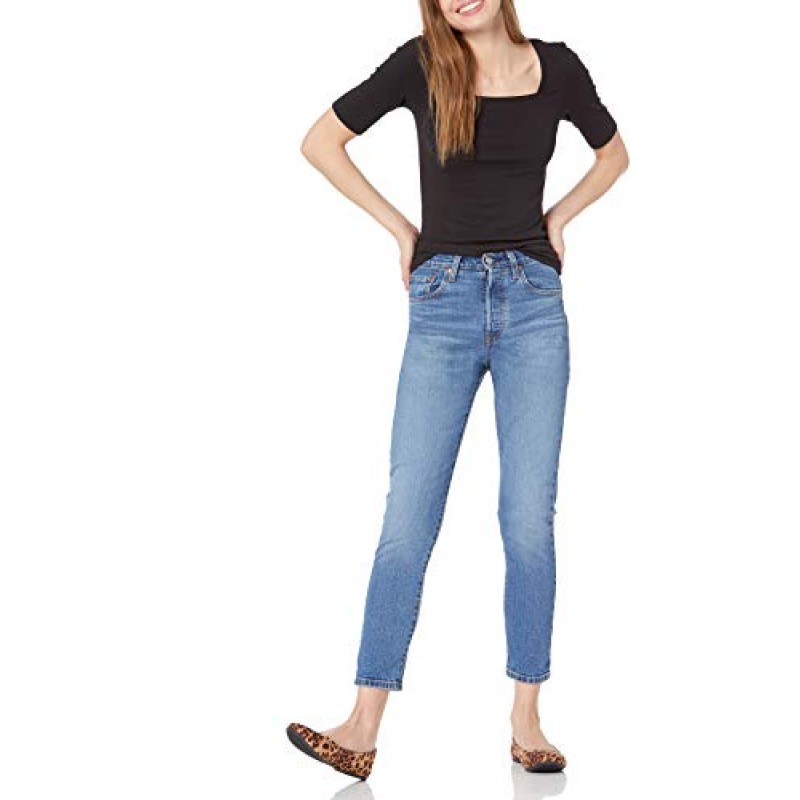Amazon Essentials 여성 슬림핏 하프 슬리브 스퀘어 넥 티셔츠
