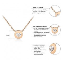 555Jewelry 여성용 스테인레스 스틸 하트 CZ 새겨진 라운드 디스크 펜던트 목걸이