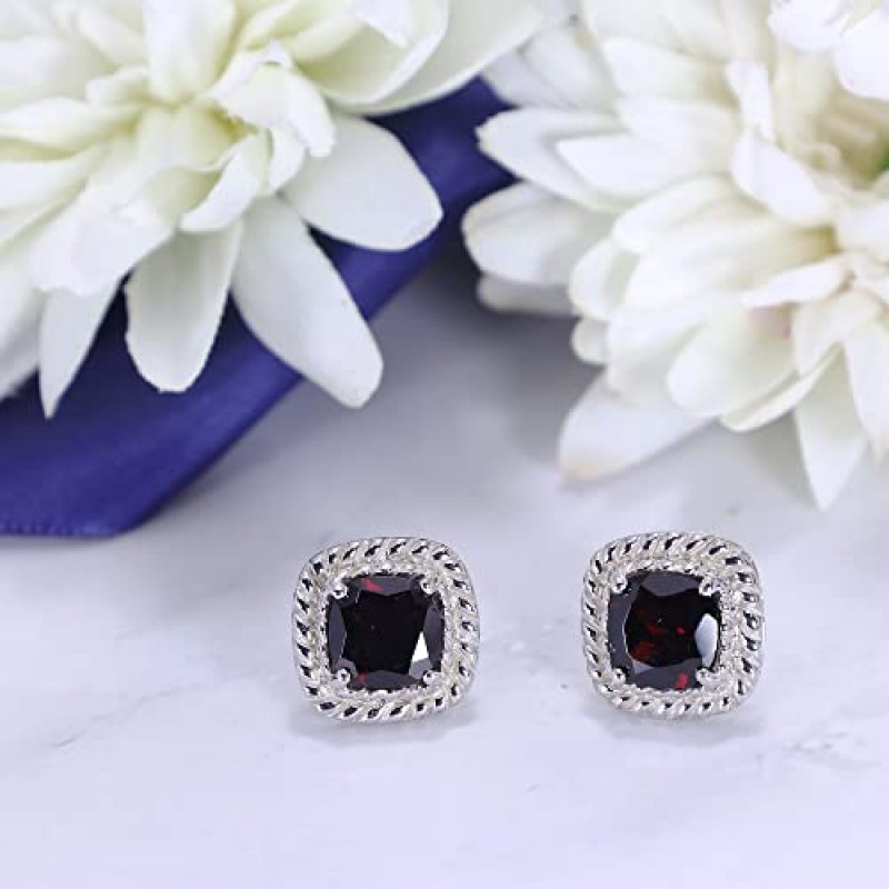 Belinda Jewelz 여성을 위한 탄생석 귀걸이 선물 실버 큐빅 지르코니아 보석 스터드 귀걸이 925 스털링 클래식 고급 보석 쿠션 컷 헤일로 5 mm 독특한 모양 보석 솔리테어 로듐 프롱 우아한 보라색 스톤 주얼리 액세서리