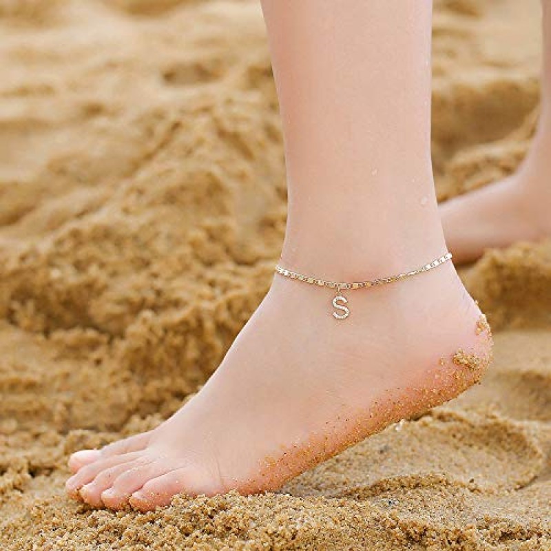 여성용 발목 팔찌, 14K 골드 도금 Dainty Layered Figaro 체인 CZ 초기 Anklets 세트 여성용 여름 보석 선물 Teen Girls